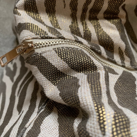 NWOT ‘Revolution by Edwin’ Travelbag or Large Tote - Picture 5 of 10